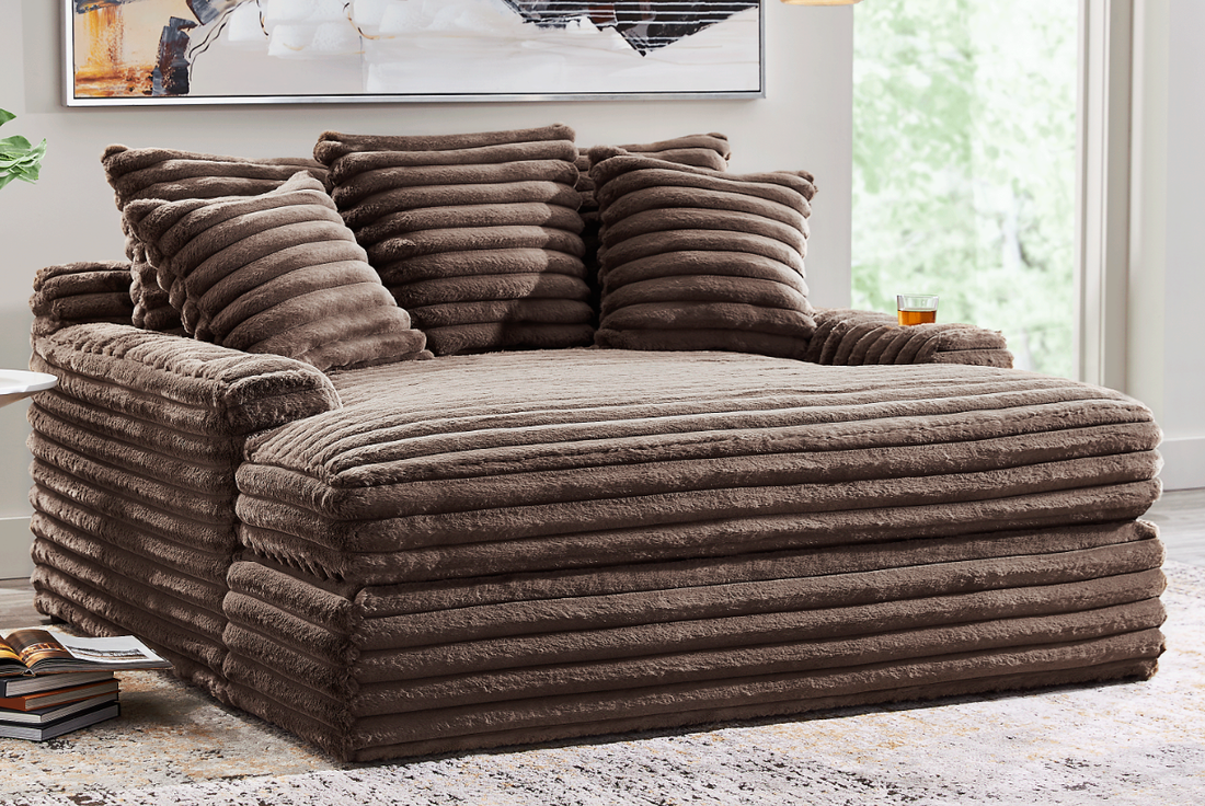 4500-chocolate_orig-1.png 4500 - Chocolate Chaise Lounge