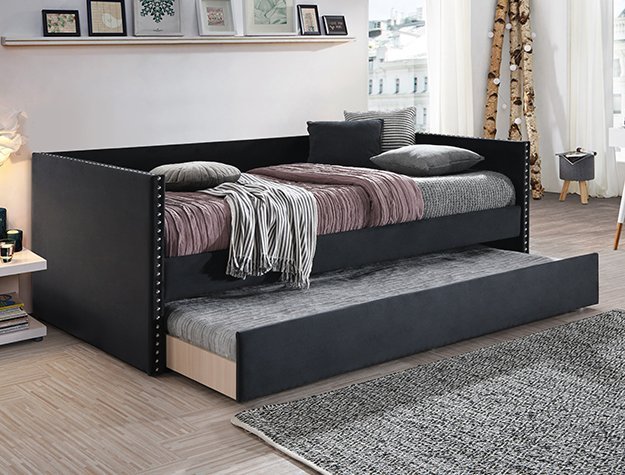 5321BK.jpeg 5321BK-SET SADIE BLACK VELVET DAYBED