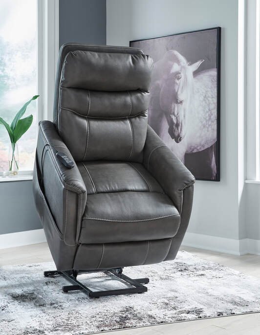 63909-12-angle-up.jpeg Ashley 6390912 Lift Chair (HEAT/MASSAGE)