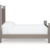 Surancha Queen Poster Bed