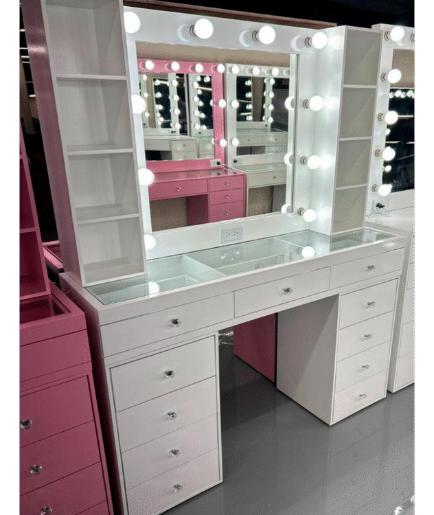VANITY ASHLY KNOBS