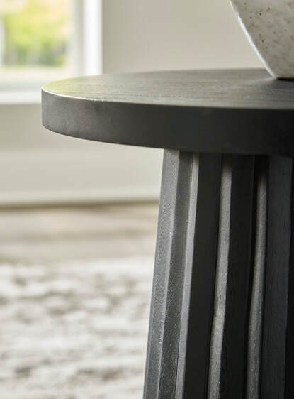 A4000603 Accent Table