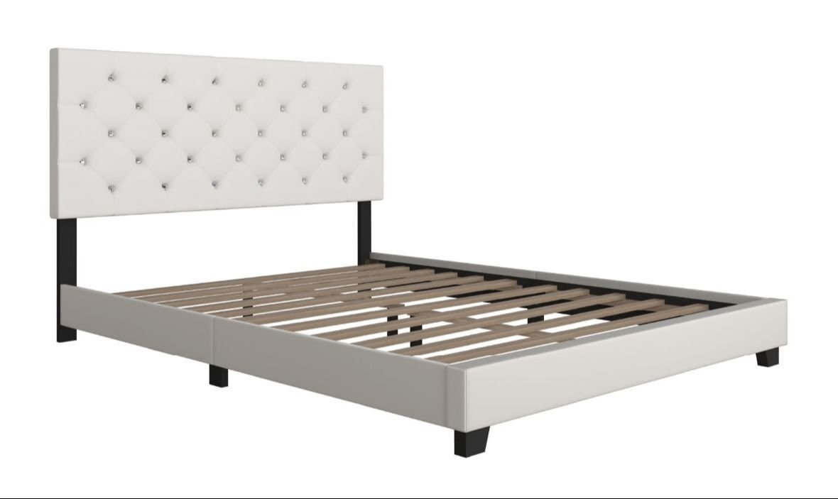 hh20188-wood-1.jpeg HH20188 - White Platform - Twin, Full, Queen