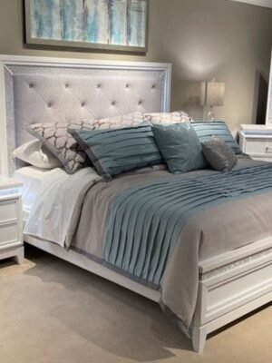 781 White - 5PC Bedroom Set Queen